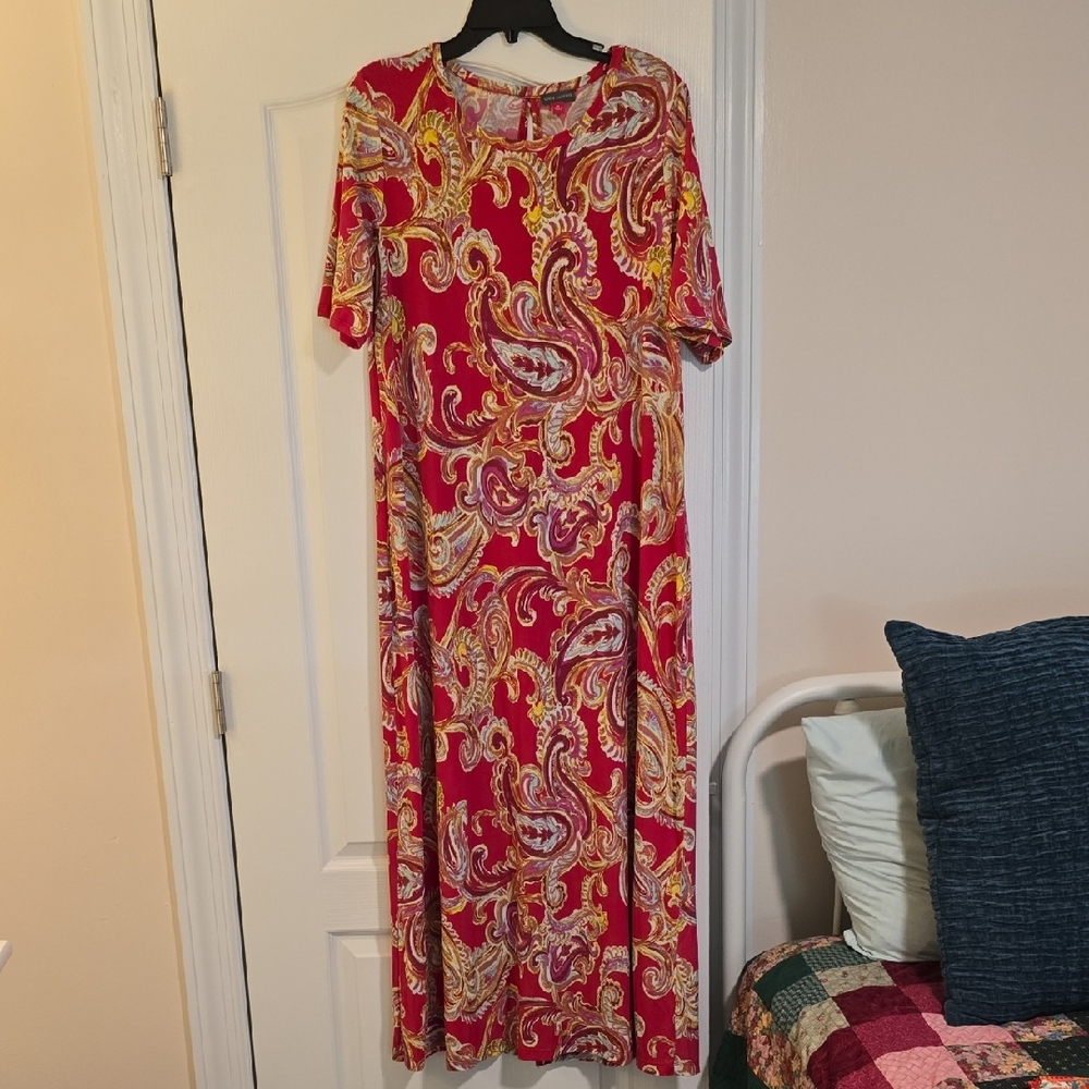 Vince Camuto Pink Paisley Maxi Dress